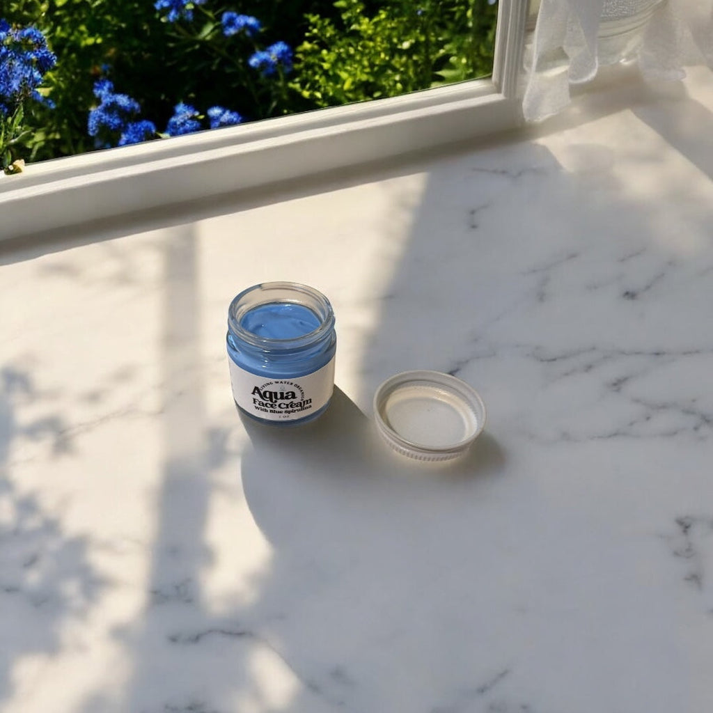 Aqua Face Cream for Young and Mature Skin, Clear Skin