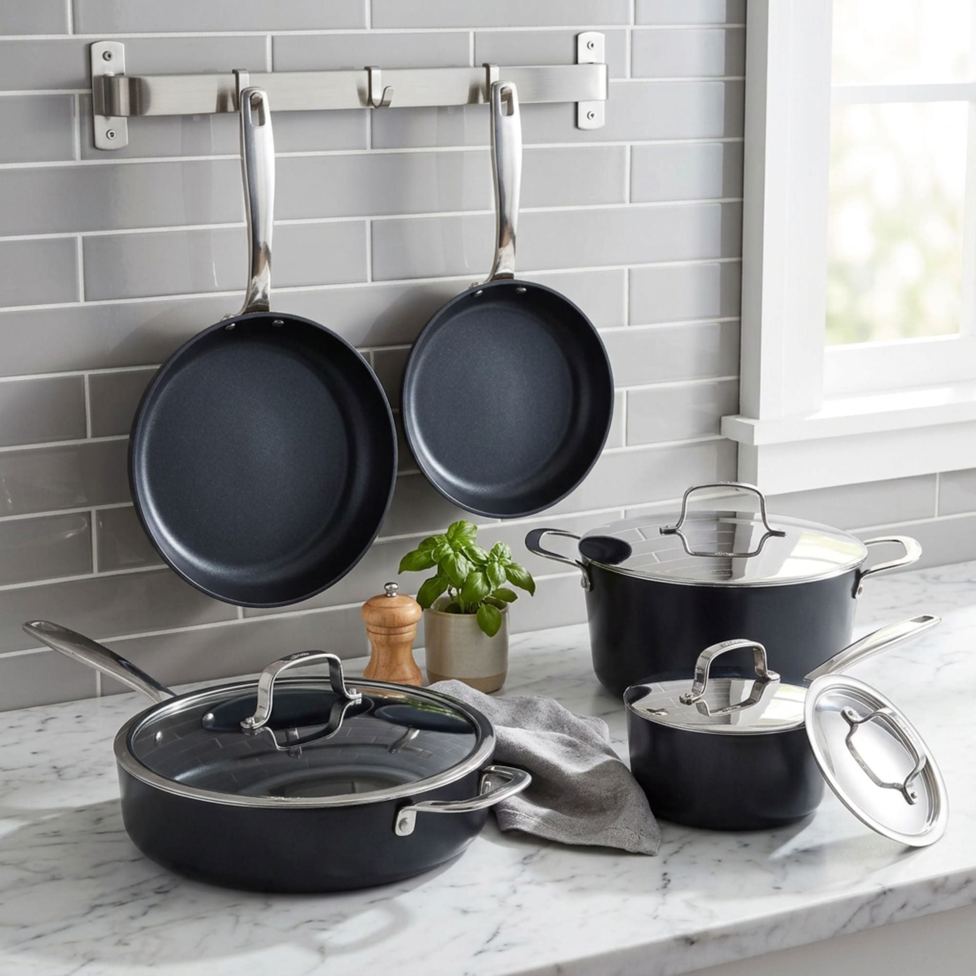 12-Piece Cookware Set