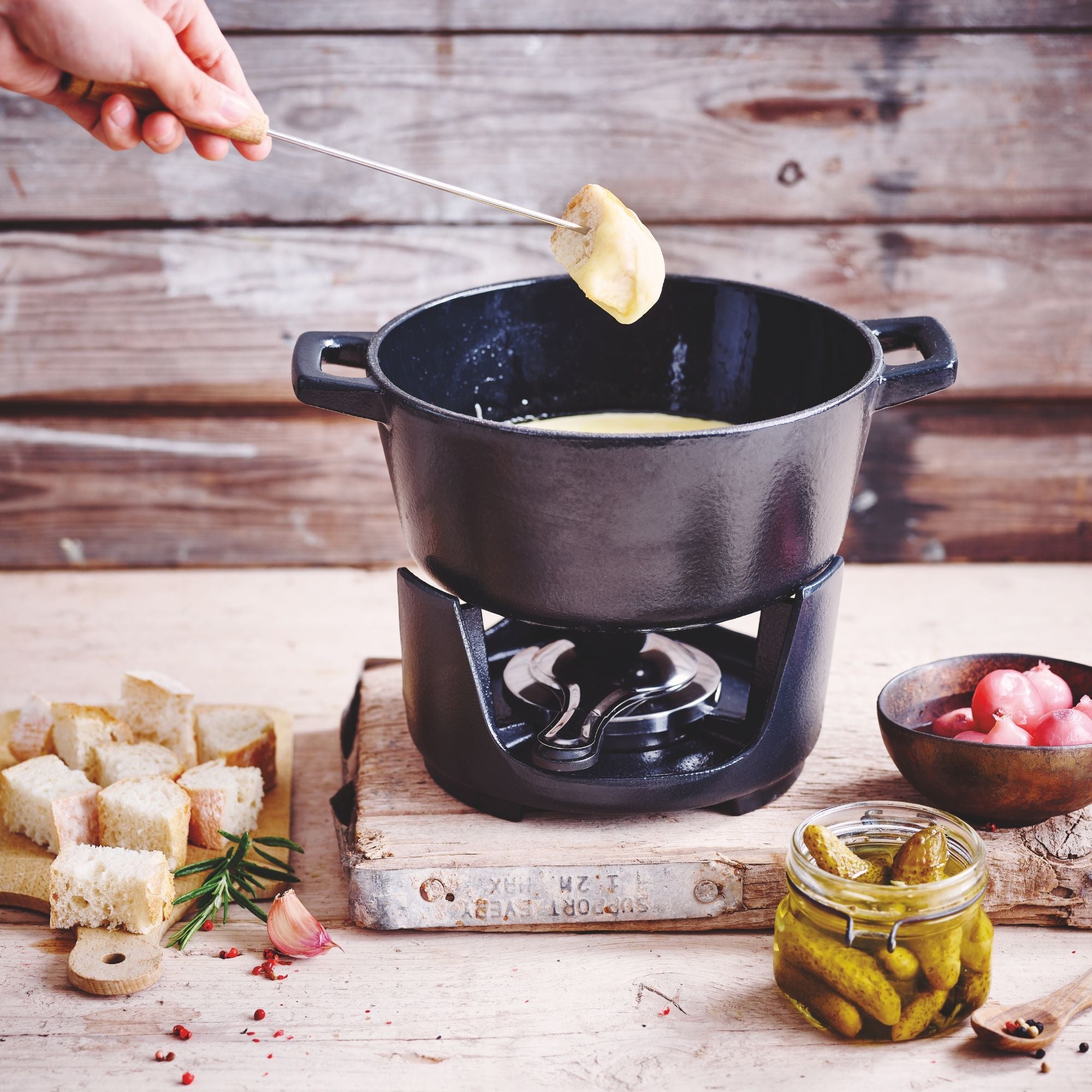 Fondue Set — 8-Piece, 2 Qt.