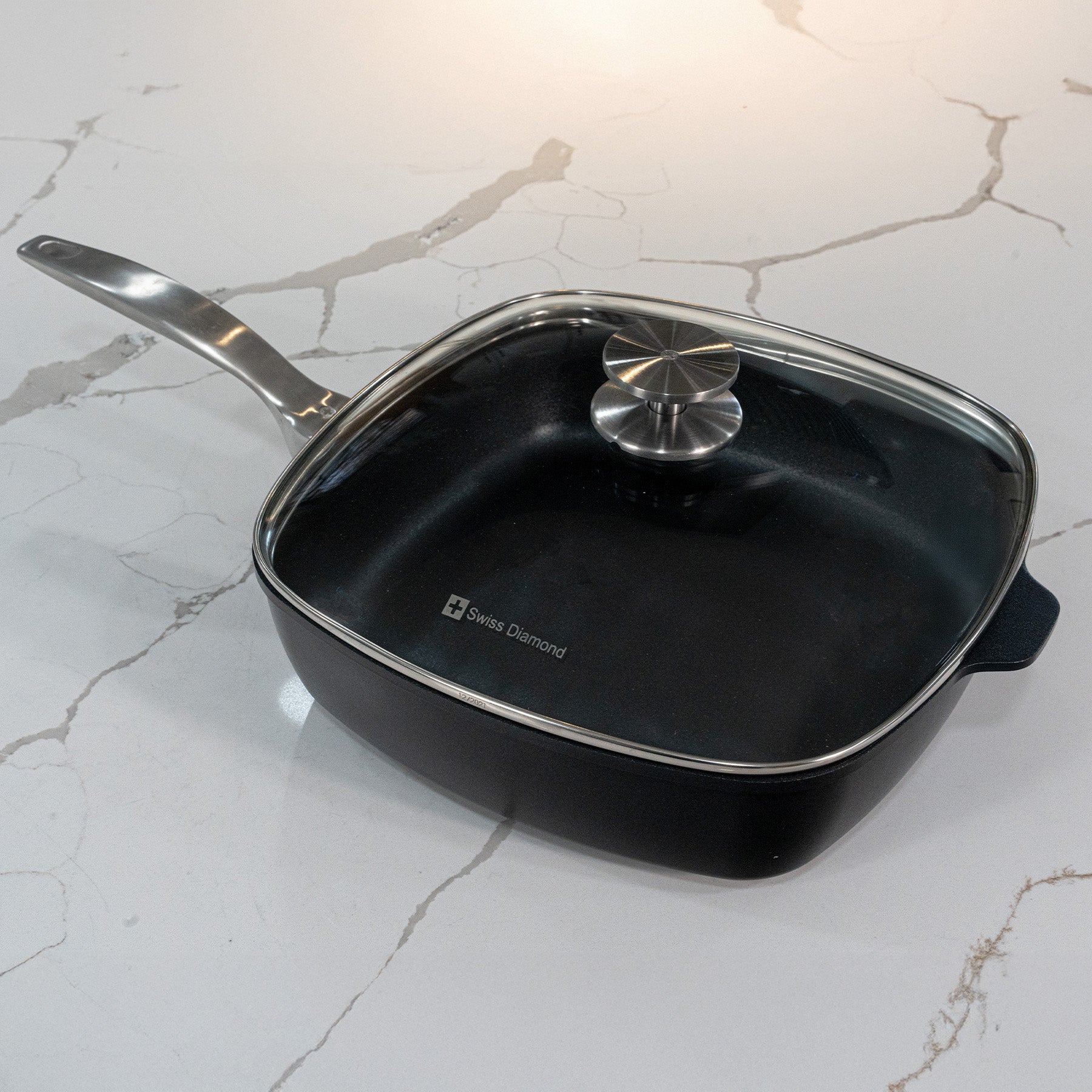 CHD Nonstick 11" x 11" Square Saute Pan with Glass Lid | Made in Switzerland