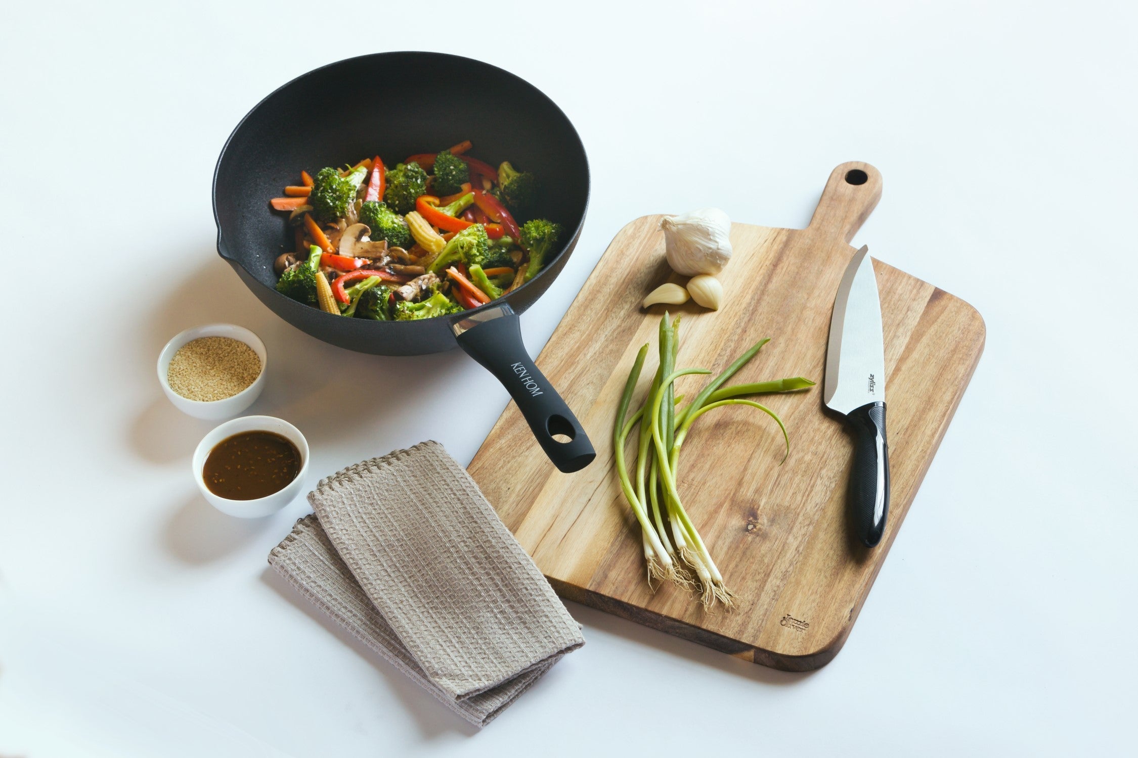 Ken Hom Classic Non-Stick Aluminum Wok 12 inch