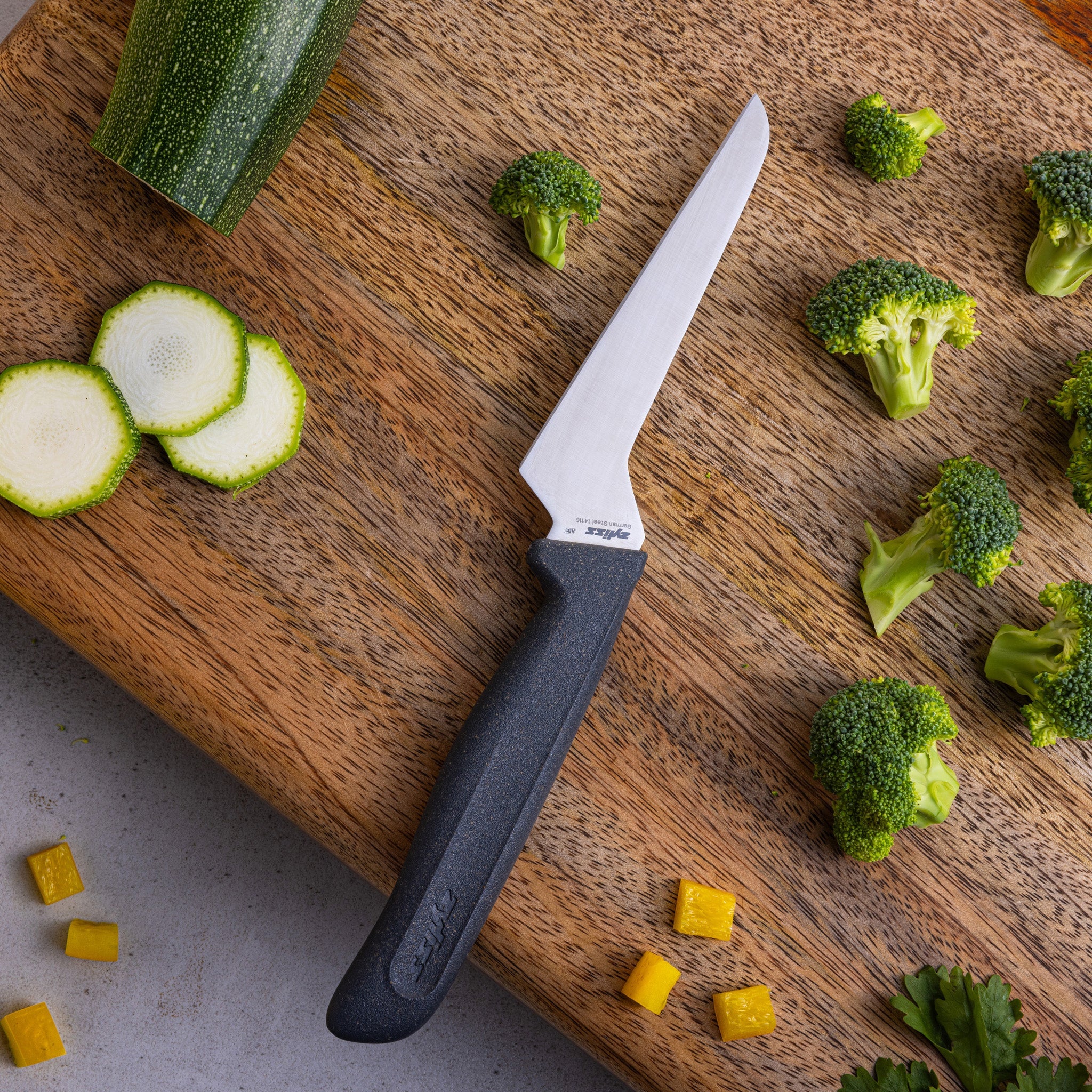 Zyliss Offset Knife 10cm / 4"