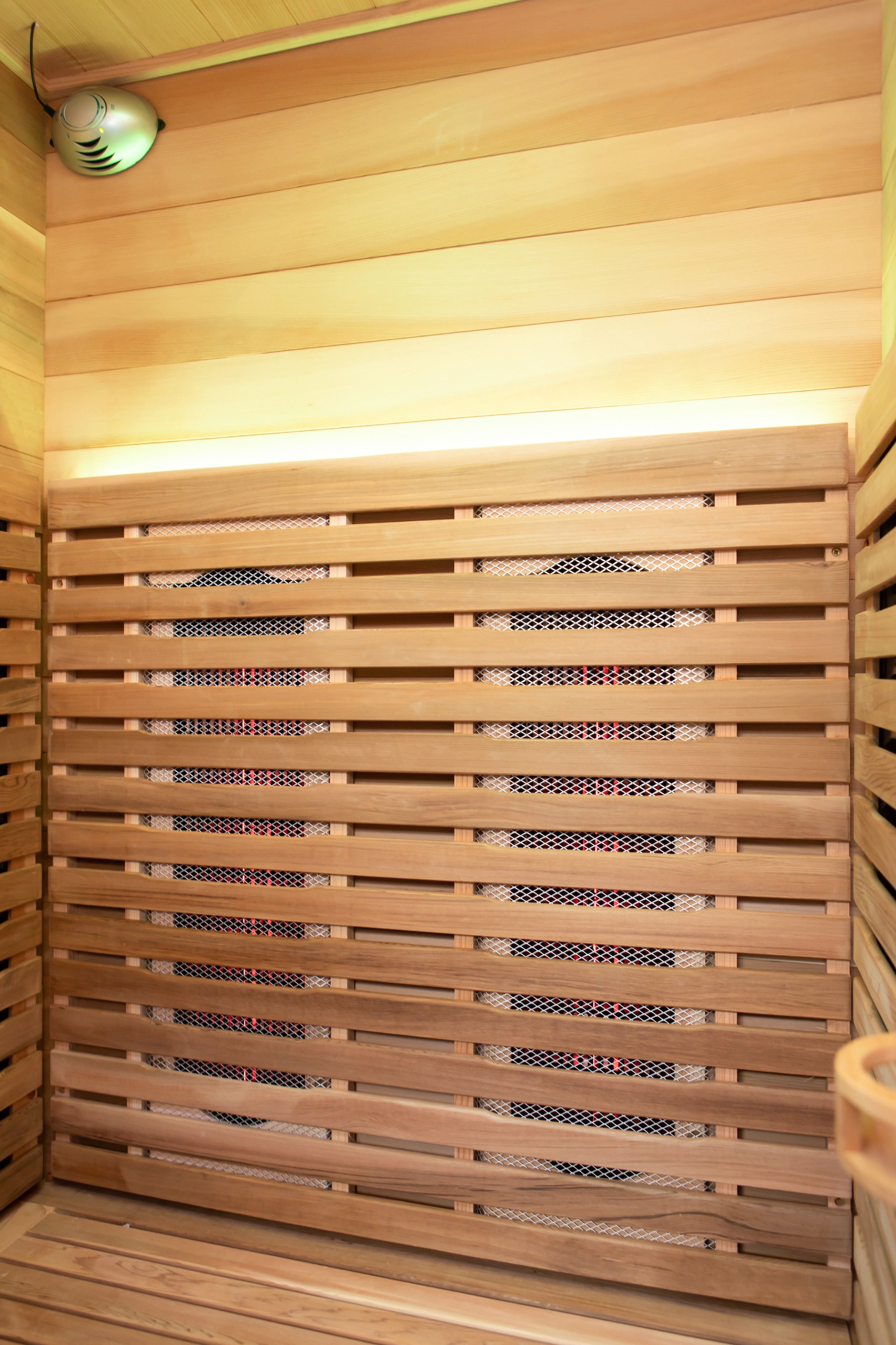 Peak Saunas Rainier 1-Person Full Spectrum Infrared Sauna with XL Medical-Grade Red Light Therapy & Smart WiFi App Control