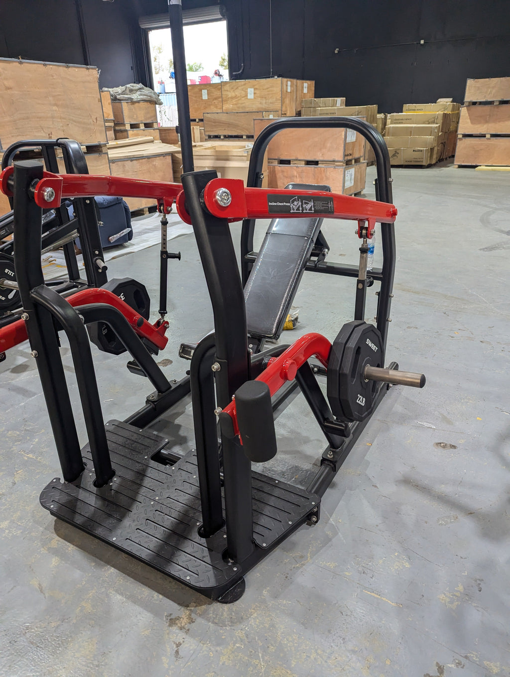 Muscle D Pro Strength Iso-Lateral Incline Press – Plate Loaded