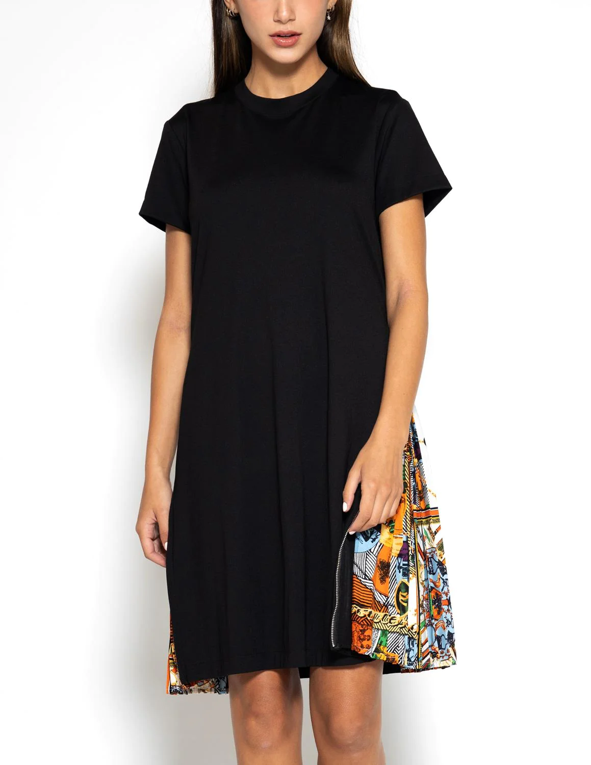 Gracia Short Sleeve Dress With Side Zipper Print Pleats  D30386